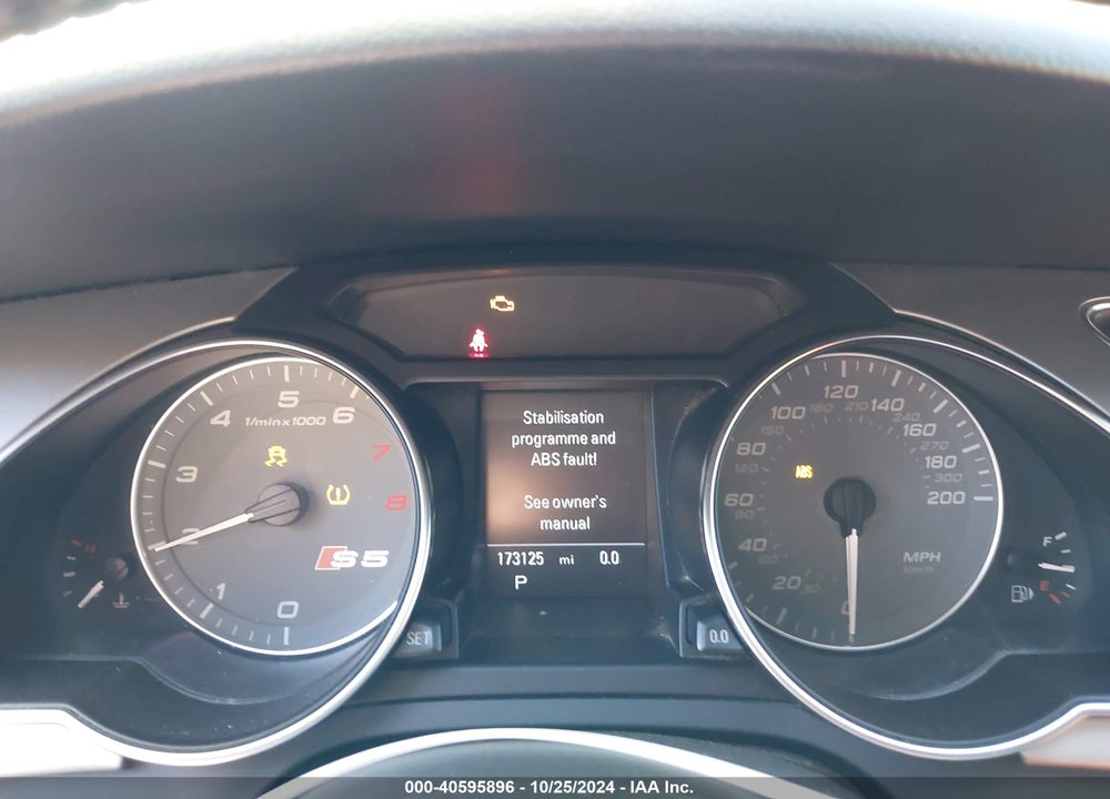 2011 AUDI S5 3.0 PREMIUM PLUS VIN: WAUVGAFH4BN011395