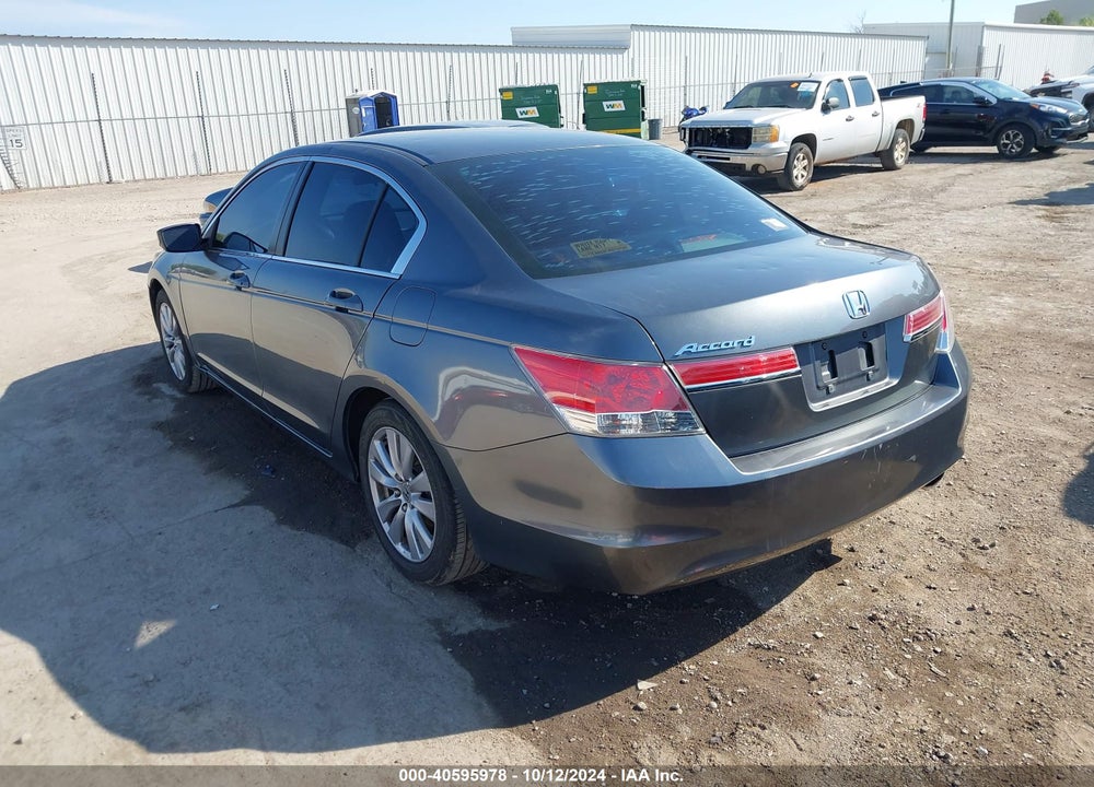 2011 HONDA ACCORD 2.4 EX VIN: 1HGCP2F71BA029983