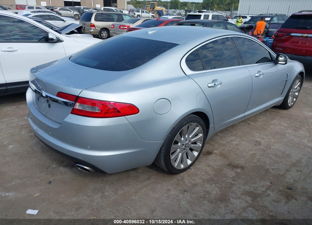 2009 JAGUAR XF PREMIUM LUXURY VIN: SAJWA06B39HR16218