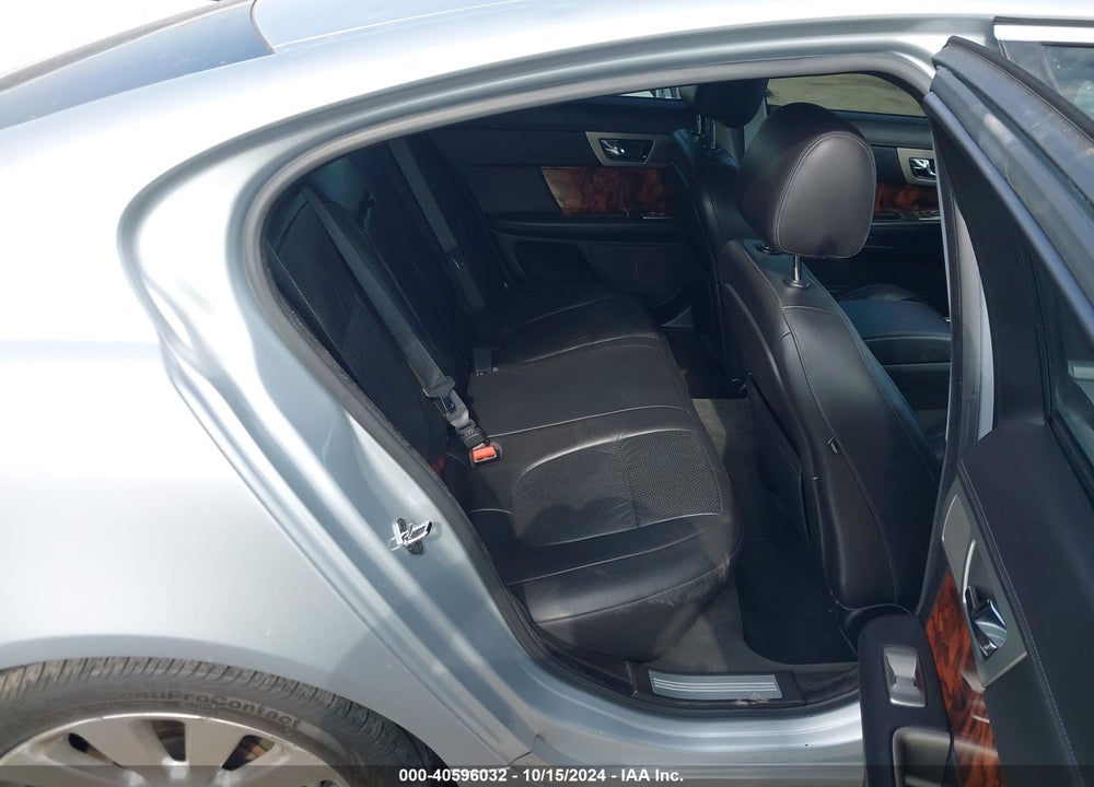 2009 JAGUAR XF PREMIUM LUXURY VIN: SAJWA06B39HR16218