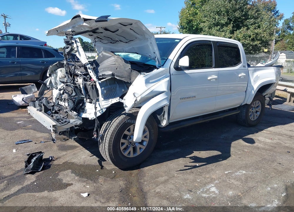 2018 TOYOTA TACOMA SR5 V6 VIN: 3TMAZ5CN7JM064114