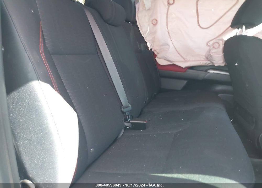 2018 TOYOTA TACOMA SR5 V6 VIN: 3TMAZ5CN7JM064114