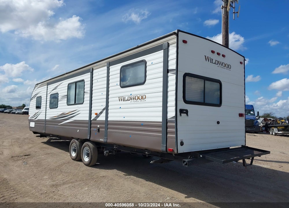 2018 FOREST RIVER SALEM VIN: 4X4TWDD26JT141583