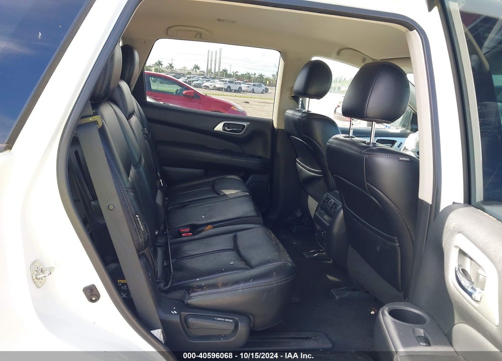 2019 NISSAN PATHFINDER SL VIN: 5N1DR2MM1KC625990