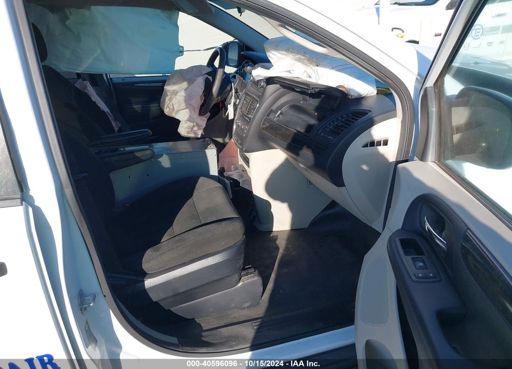 2015 RAM CARGO TRADESMAN VIN: 2C4JRGAG3FR680246