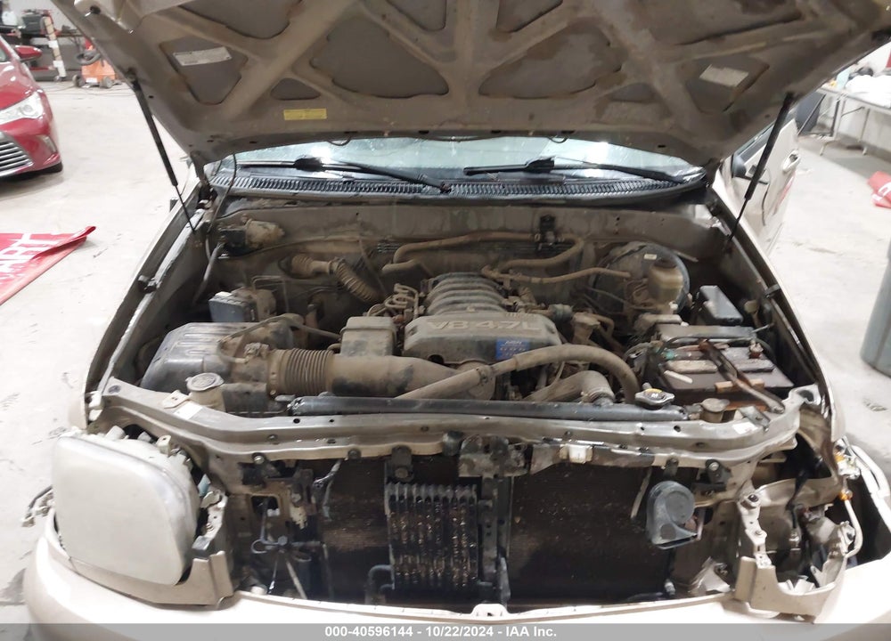 2006 TOYOTA TUNDRA SR5 V8 VIN: 5TBDT44106S529613