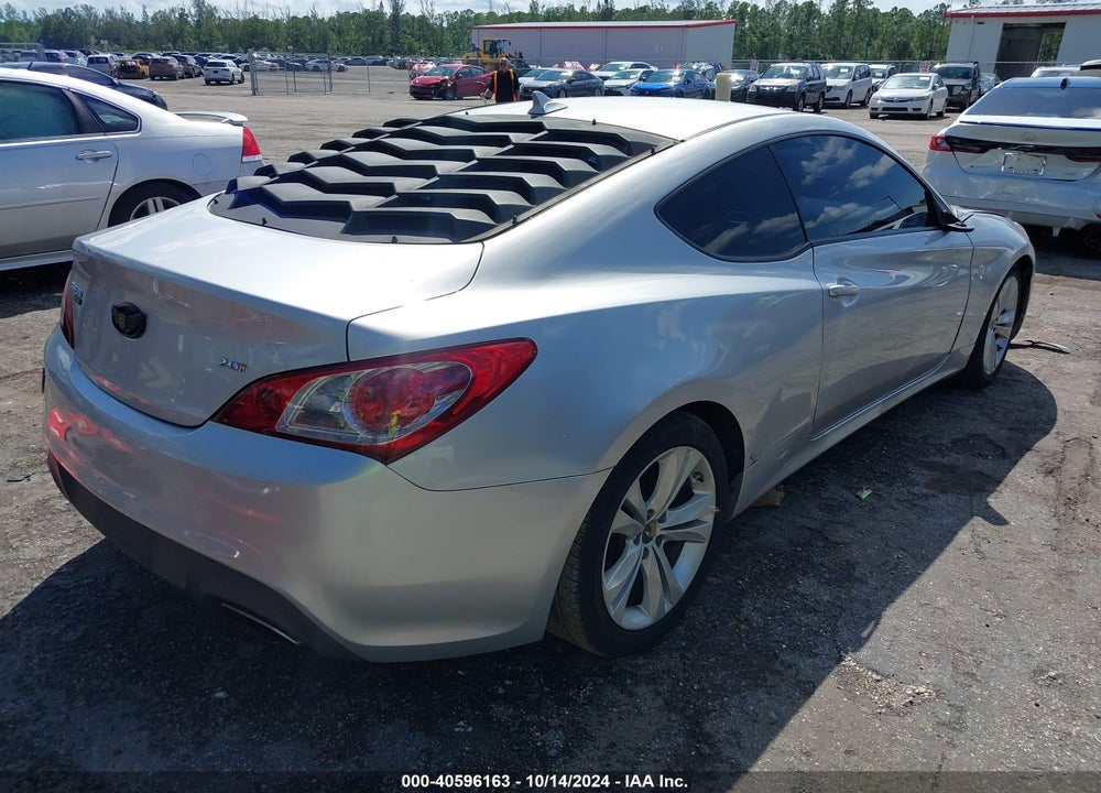 2010 HYUNDAI GENESIS 2.0T VIN: KMHHT6KD8AU040524