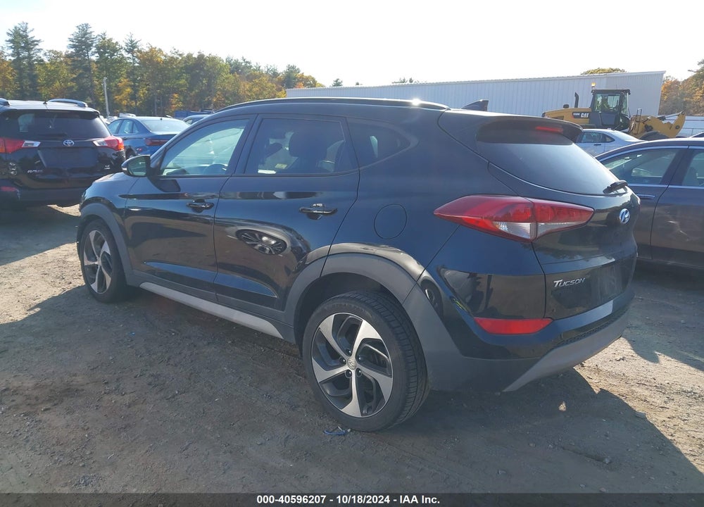 2018 HYUNDAI TUCSON VALUE VIN: KM8J3CA24JU657113