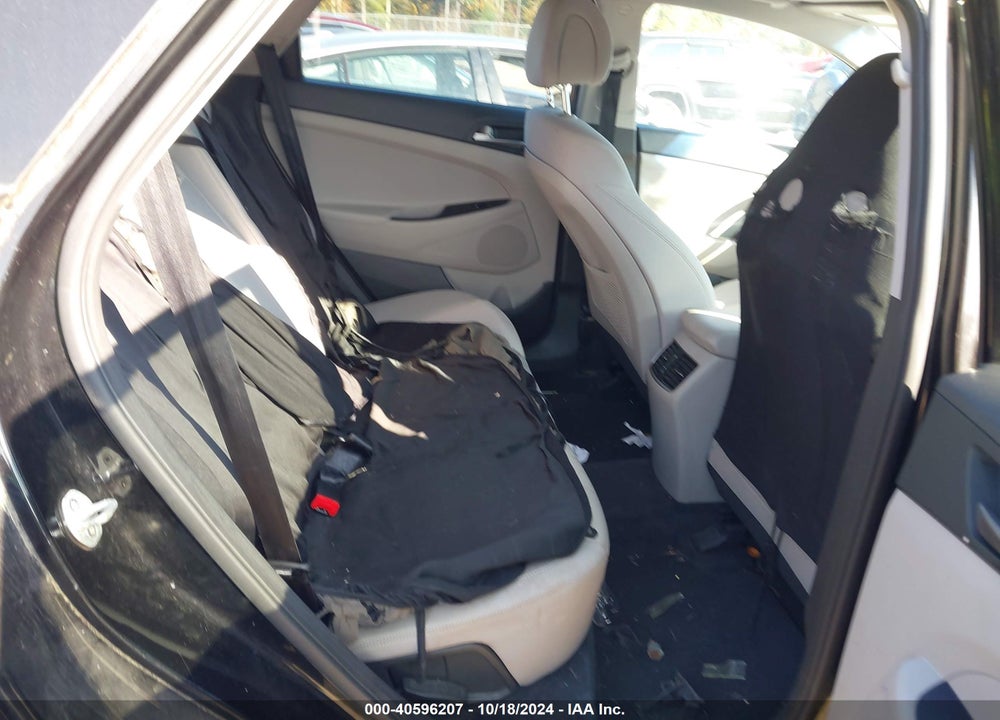 2018 HYUNDAI TUCSON VALUE VIN: KM8J3CA24JU657113