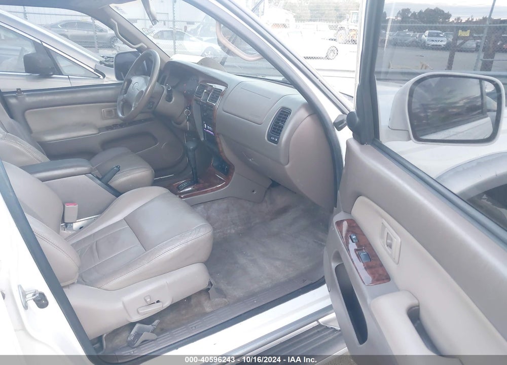 2000 TOYOTA 4RUNNER LIMITED V6 VIN: JT3GN87R1Y0177014