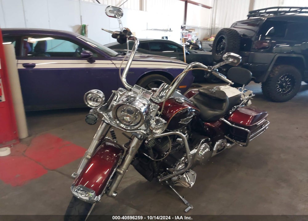 2015 HARLEY-DAVIDSON FLHR ROAD KING VIN: 1HD1FBM19FB704310