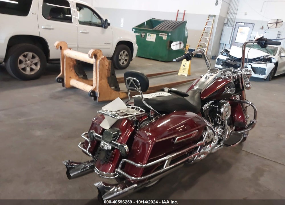 2015 HARLEY-DAVIDSON FLHR ROAD KING VIN: 1HD1FBM19FB704310