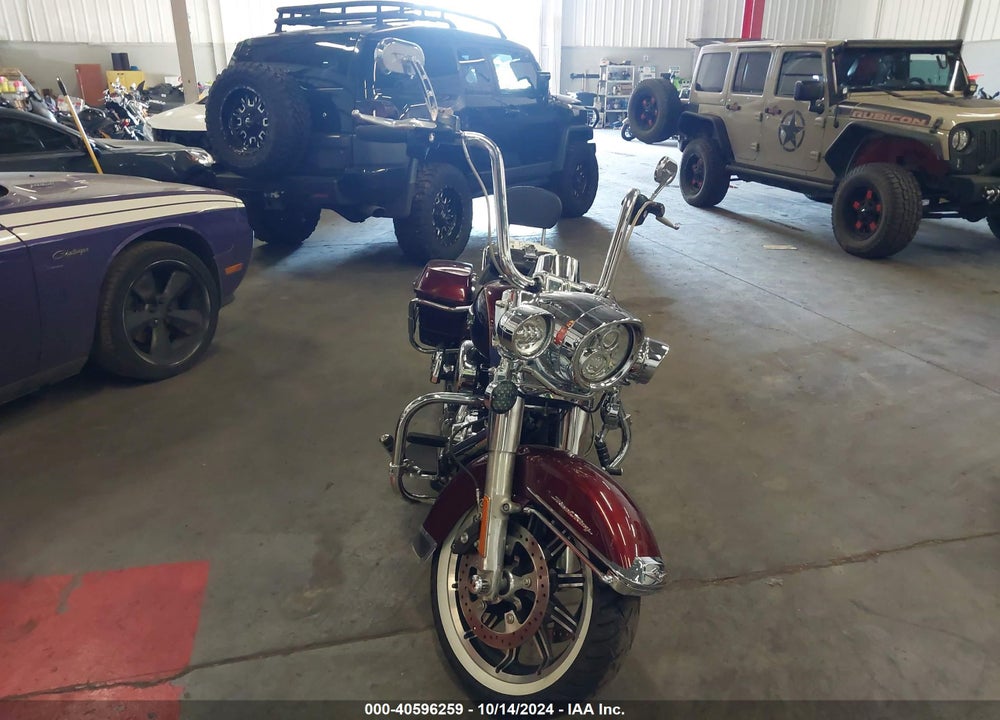 2015 HARLEY-DAVIDSON FLHR ROAD KING VIN: 1HD1FBM19FB704310