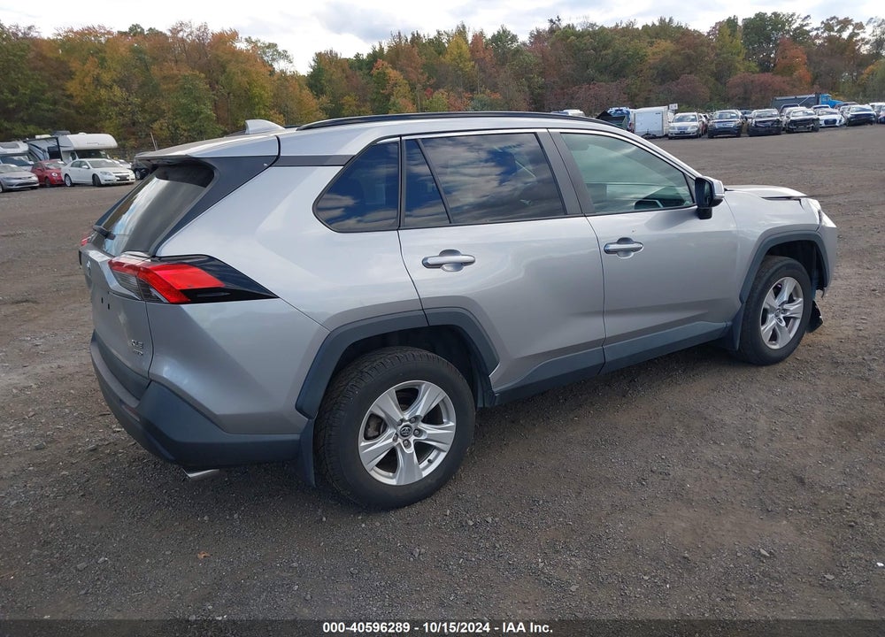 2021 TOYOTA RAV4 XLE VIN: 2T3P1RFV2MC144249