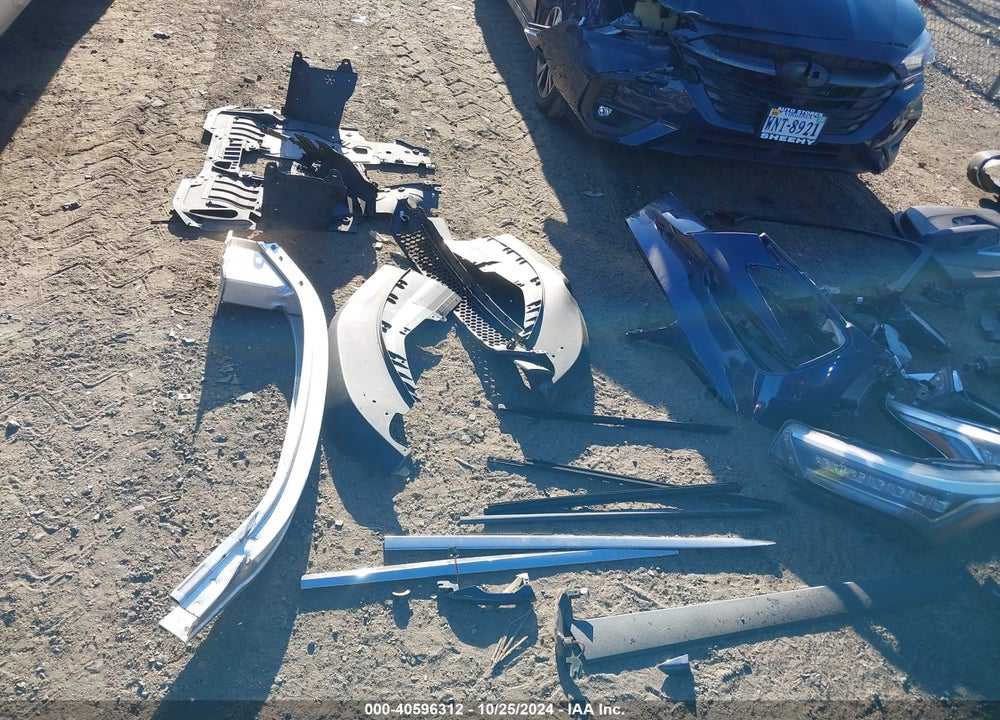 2020 ACURA RDX STANDARD VIN: 5J8TC2H39LL000713