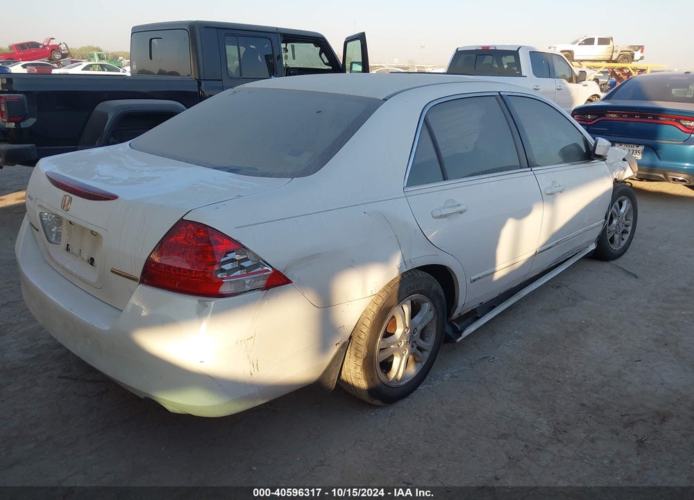 2007 HONDA ACCORD 2.4 SE VIN: JHMCM563X7C003205