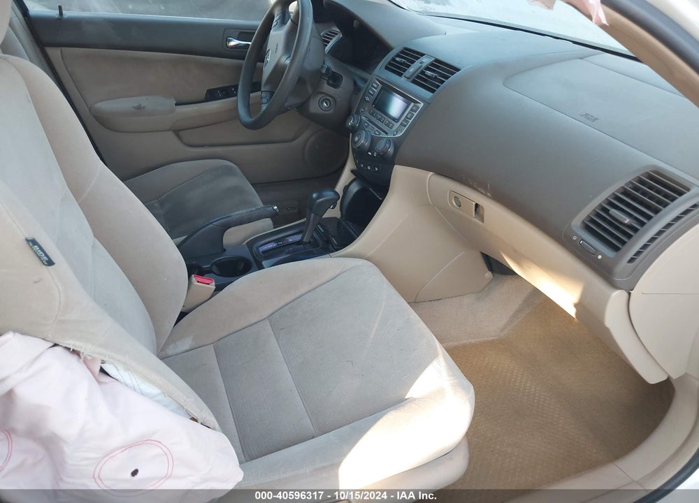 2007 HONDA ACCORD 2.4 SE VIN: JHMCM563X7C003205