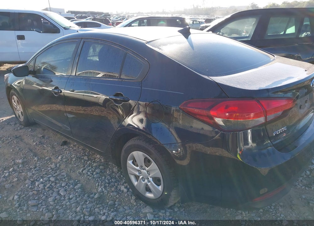 2017 KIA FORTE LX VIN: 3KPFK4A76HE109475