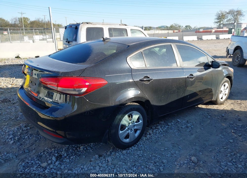 2017 KIA FORTE LX VIN: 3KPFK4A76HE109475