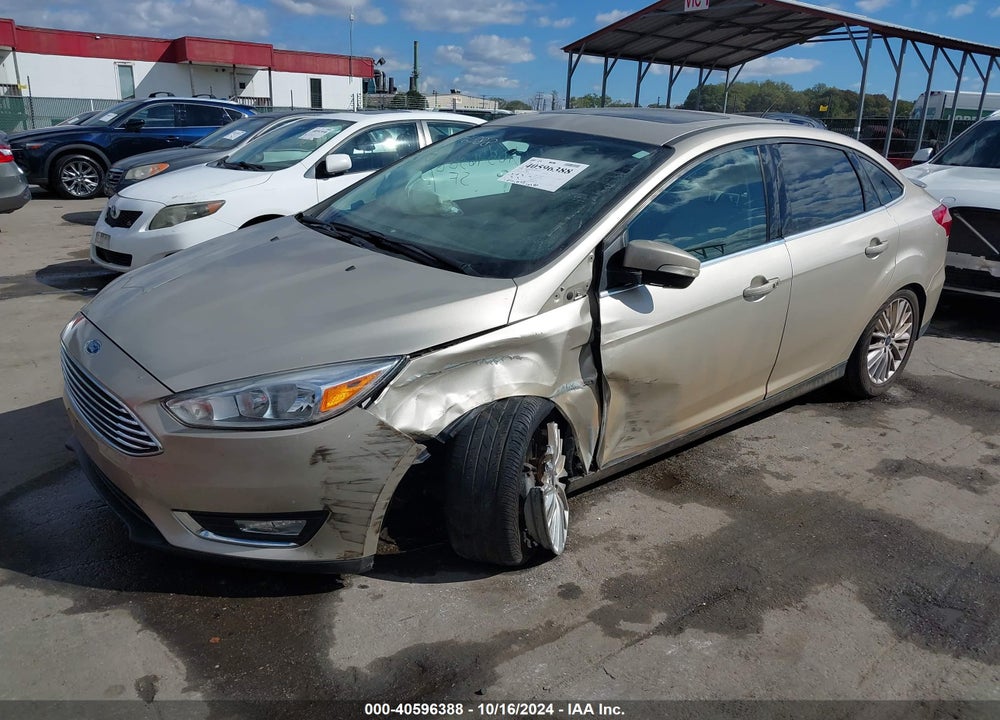 2018 FORD FOCUS TITANIUM VIN: 1FADP3J29JL221830
