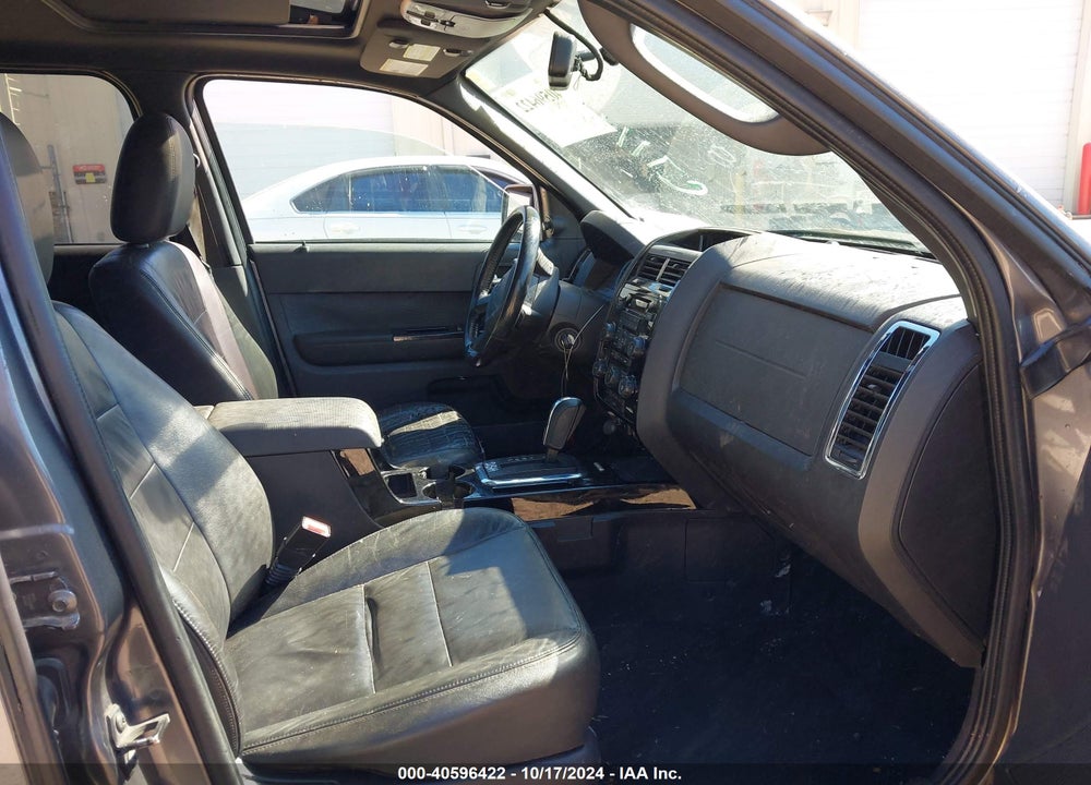 2010 FORD ESCAPE LIMITED VIN: 1FMCU0E76AKC71167