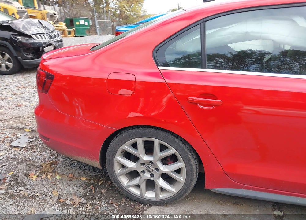 2014 VOLKSWAGEN JETTA GLI EDITION 30 W/NAV VIN: 3VW4T7AJ6EM332857