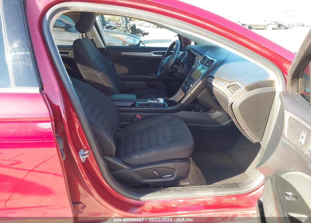 2019 FORD FUSION SE VIN: 3FA6P0HD8KR148287