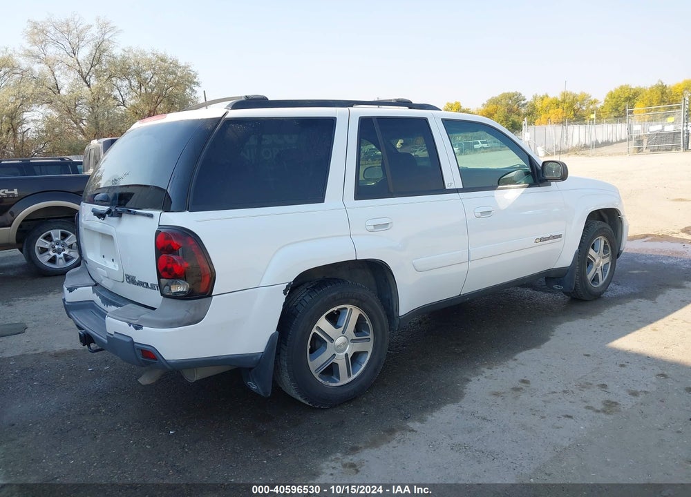 2004 CHEVROLET TRAILBLAZER LT VIN: 1GNDT13S042126212
