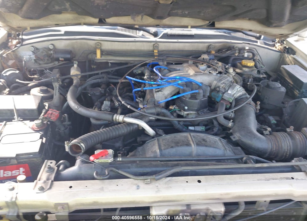 2000 INFINITI QX4 VIN: JNRAR07Y2YW078018