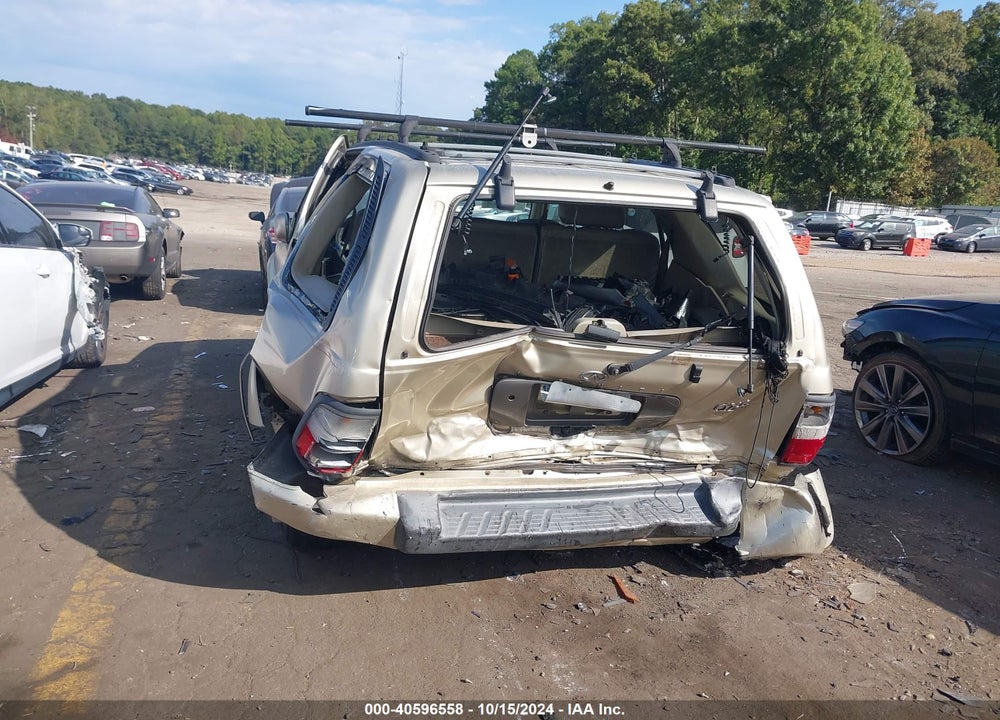 2000 INFINITI QX4 VIN: JNRAR07Y2YW078018