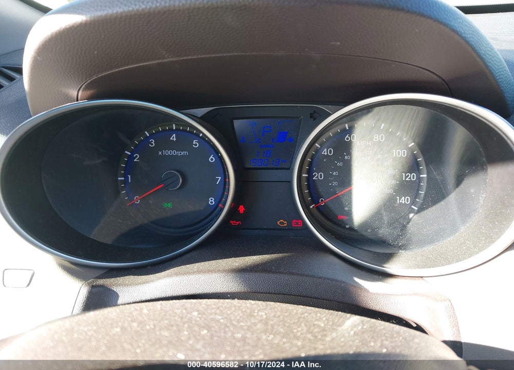 2011 HYUNDAI TUCSON GLS VIN: KM8JUCAC4BU135511