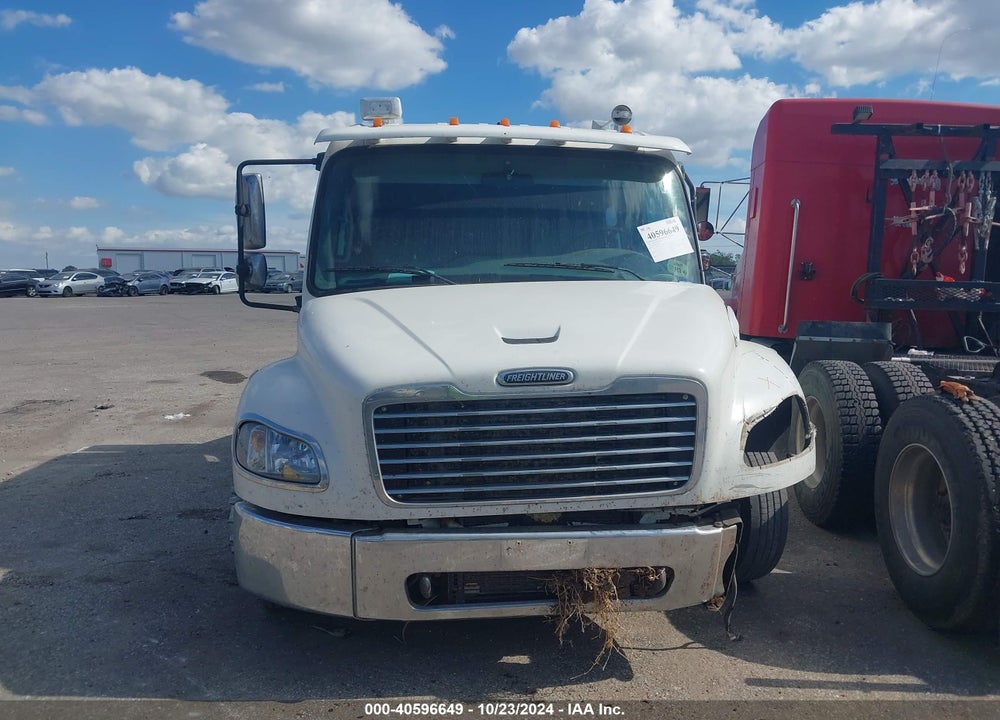2007 FREIGHTLINER M2 106 MEDIUM DUTY VIN: 1FVACVDC37HX40462