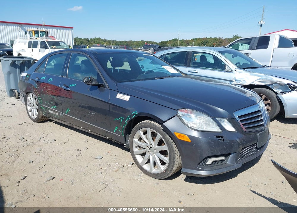 2011 MERCEDES-BENZ E 550 VIN: WDDHF7CB1BA279775