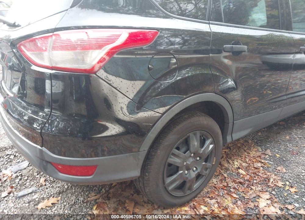 2016 FORD ESCAPE S VIN: 1FMCU0F75GUC06533