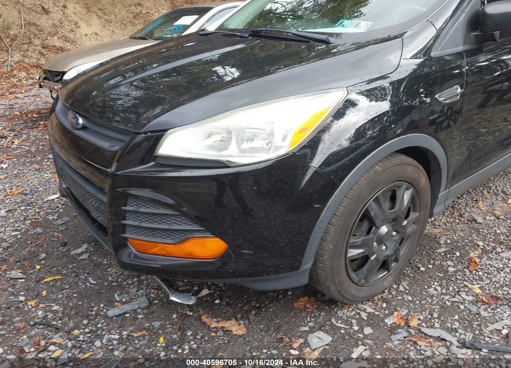 2016 FORD ESCAPE S VIN: 1FMCU0F75GUC06533