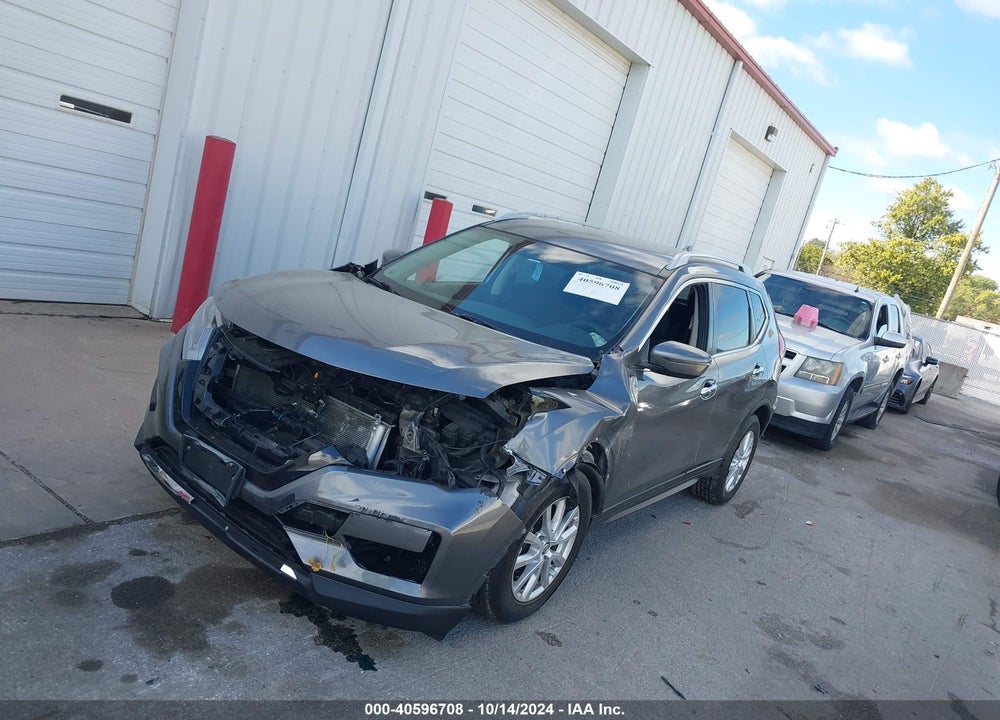 2018 NISSAN ROGUE SV VIN: 5N1AT2MT8JC815425