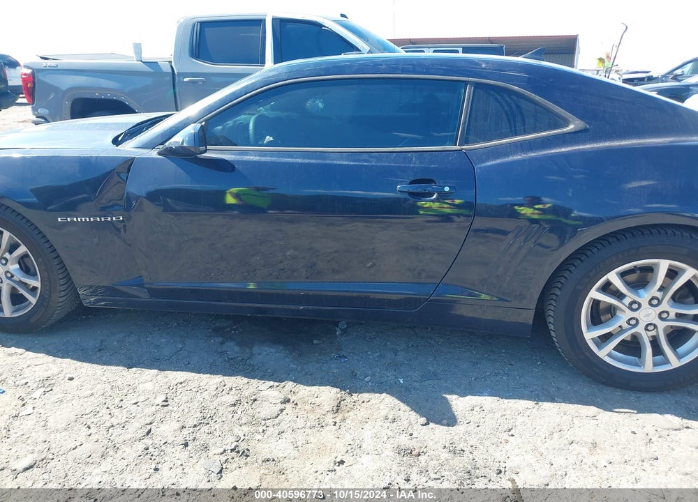 2015 CHEVROLET CAMARO VIN: 2G1FB1E35F9197011