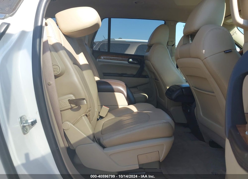 2011 BUICK ENCLAVE 2XL VIN: 5GAKRCED3BJ381935