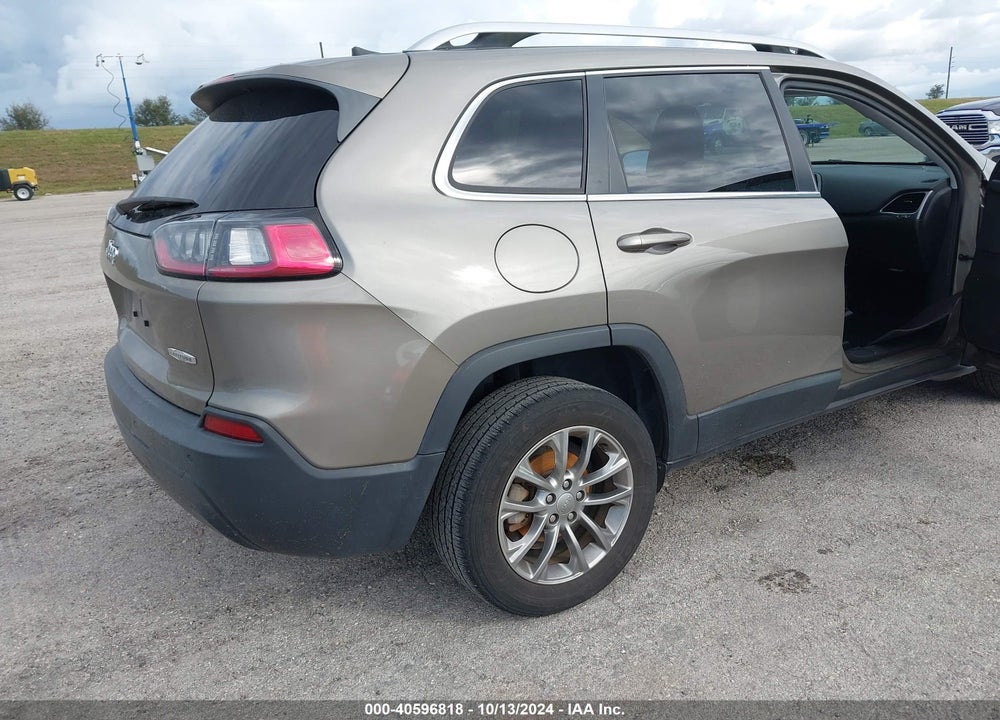 2019 JEEP CHEROKEE LATITUDE PLUS FWD VIN: 1C4PJLLB3KD383759