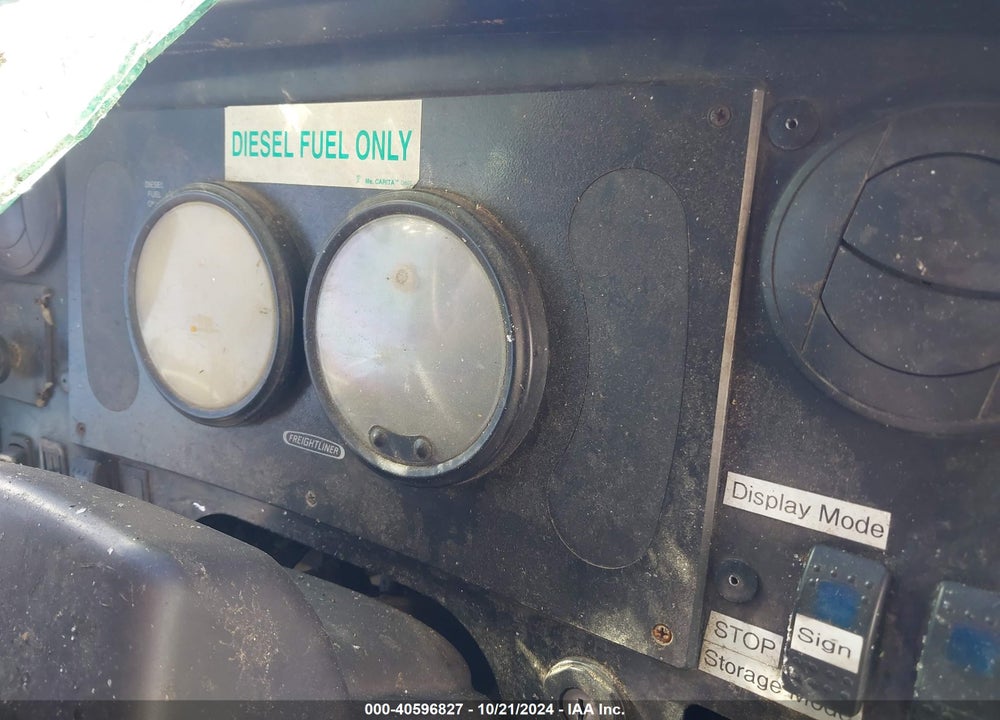 2004 FREIGHTLINER CHASSIS M LINE WALK-IN VAN VIN: 4UZAANBW14CN09675