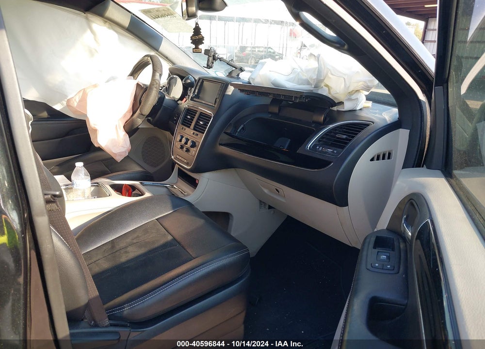 2019 DODGE GRAND CARAVAN SXT VIN: 2C4RDGCG5KR610658