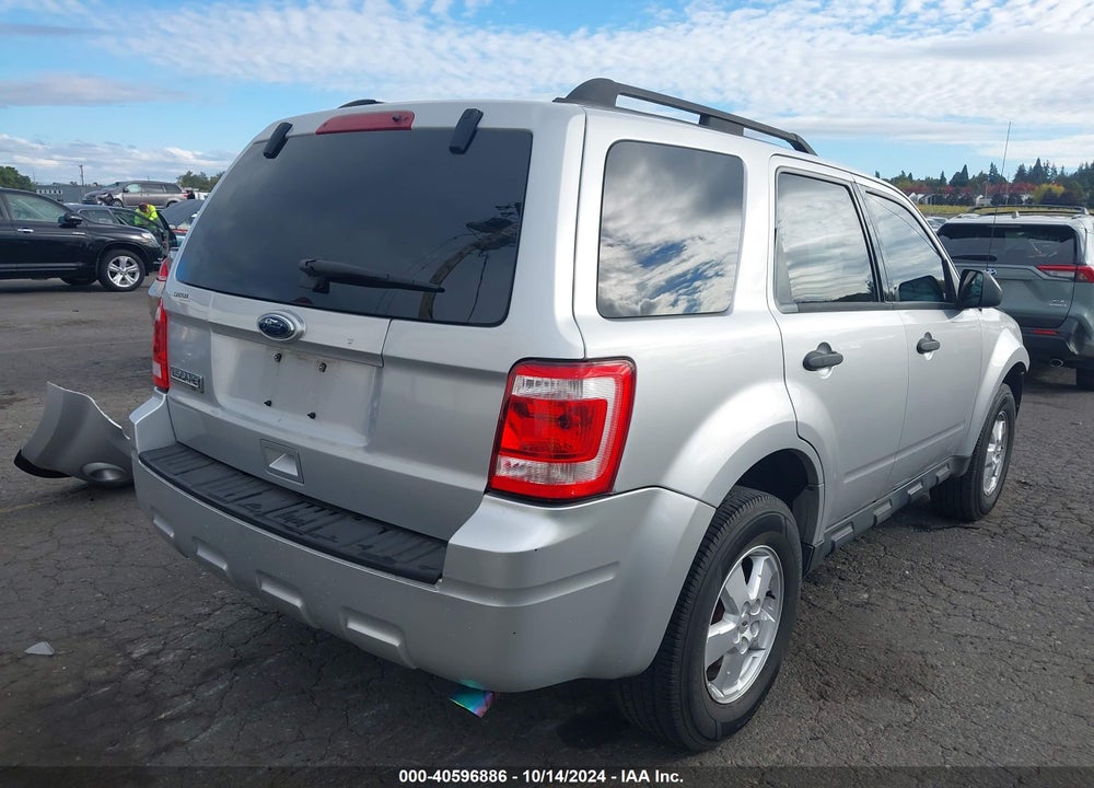 2010 FORD ESCAPE XLT VIN: 1FMCU0D73AKB77085