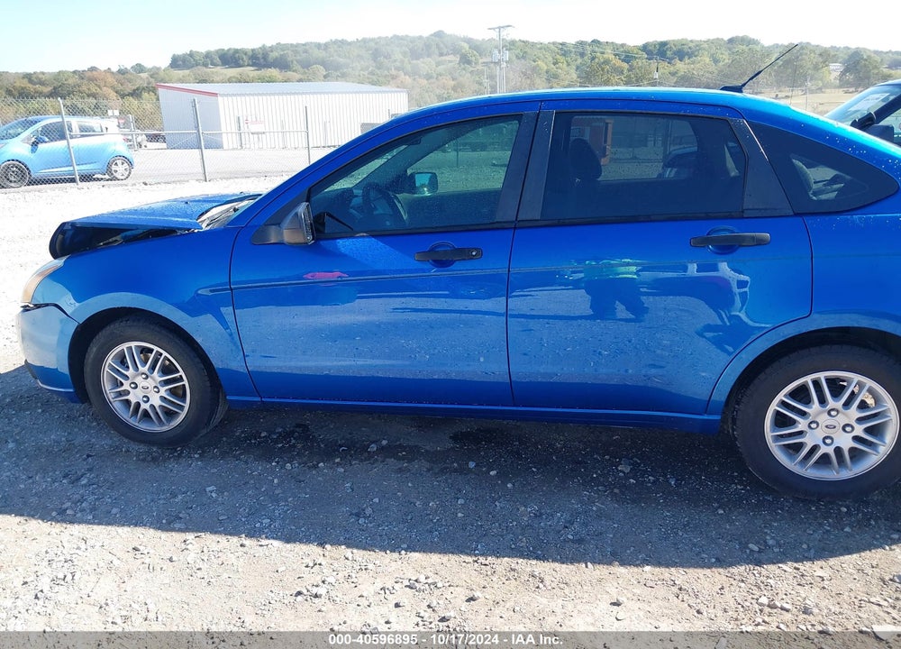 2010 FORD FOCUS SE VIN: 1FAHP3FN8AW291029