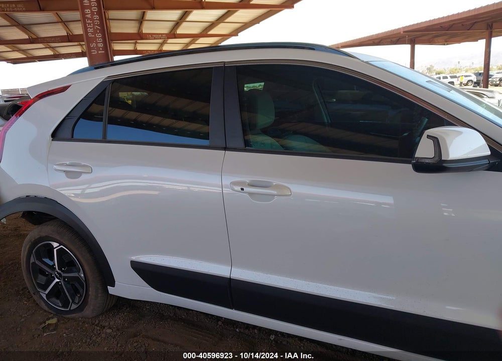 2024 KIA NIRO EX VIN: KNDCR3LE8R5185801