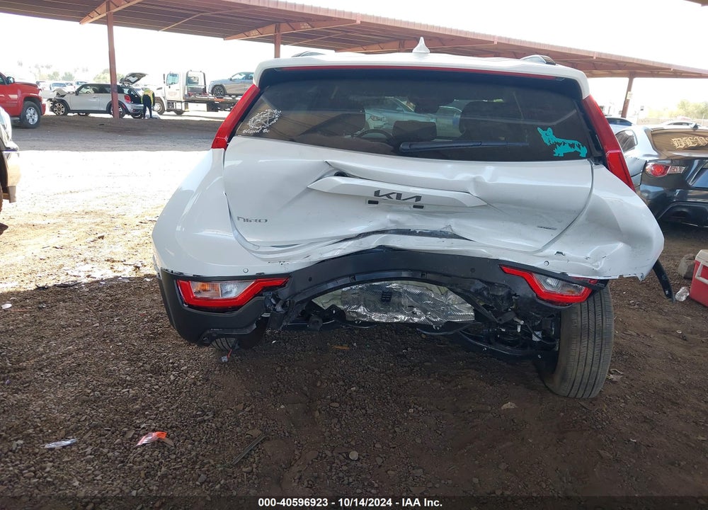 2024 KIA NIRO EX VIN: KNDCR3LE8R5185801