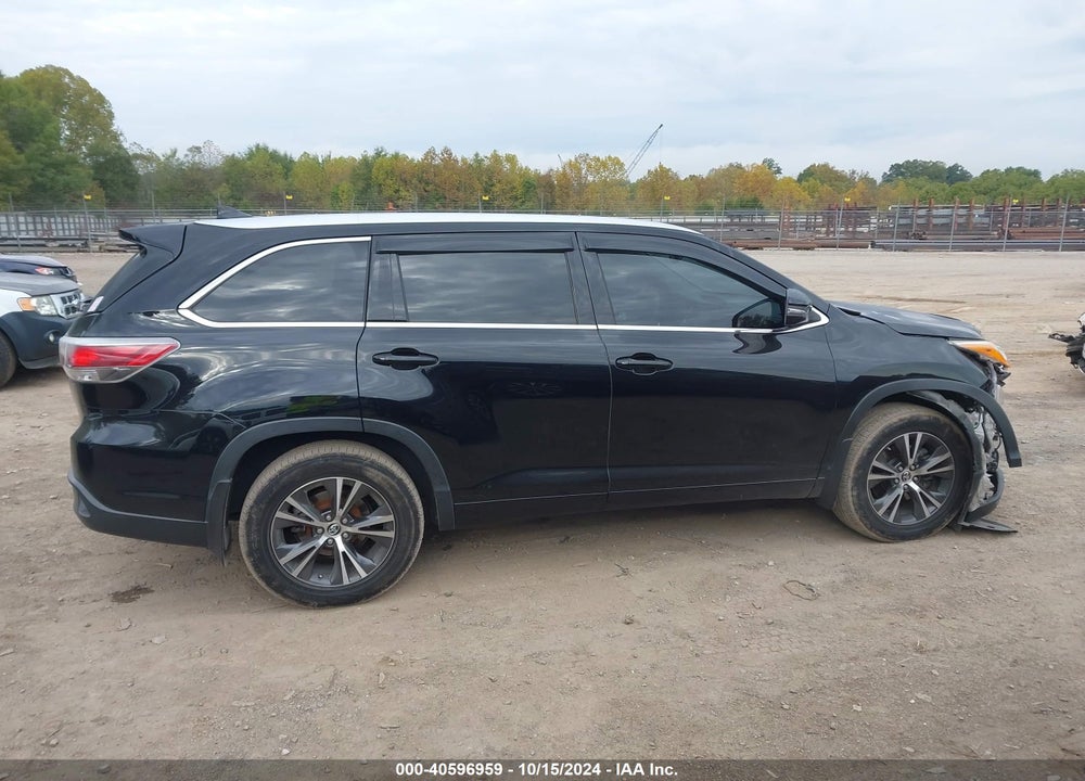 2016 TOYOTA HIGHLANDER XLE V6 VIN: 5TDJKRFH2GS236172