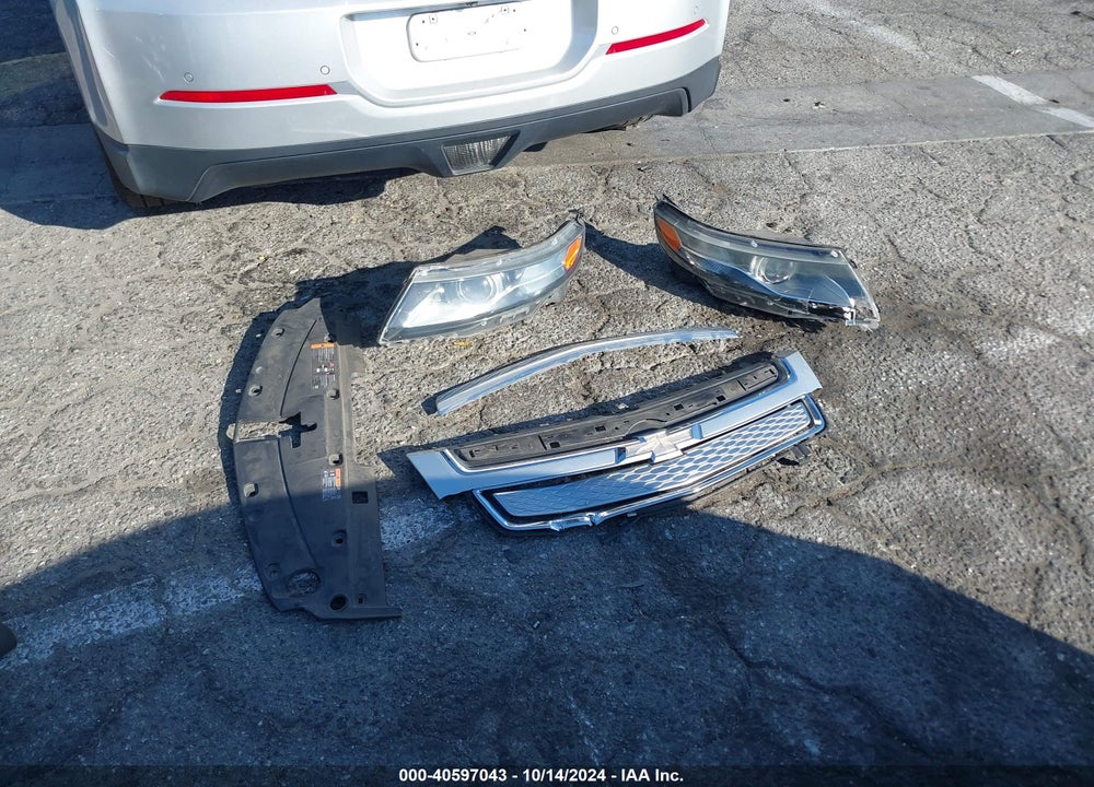 2012 CHEVROLET VOLT VIN: 1G1RH6E4XCU126841