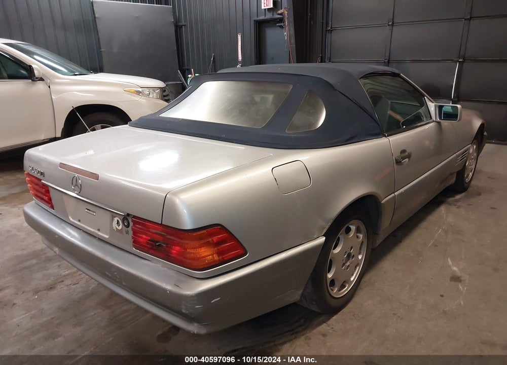 1995 MERCEDES-BENZ SL 320 VIN: WDBFA63E3SF109648