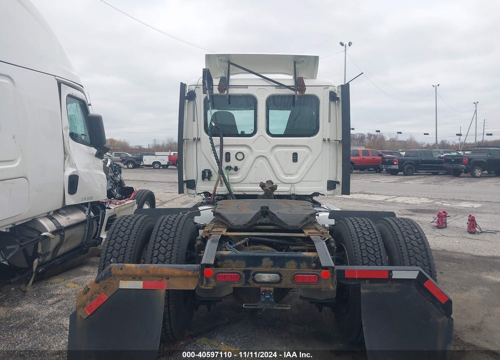 2019 FREIGHTLINER CASCADIA 125 VIN: 3AKBGDDVXKDLH5538