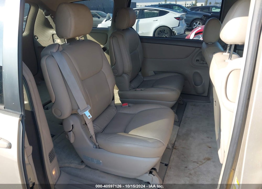 2004 TOYOTA SIENNA LE VIN: 5TDZA23C24S064923
